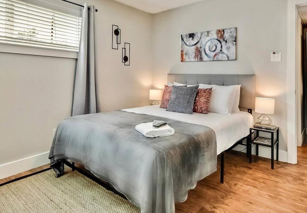 דירות דאלאס Hello Gorgeous Flat Near Downtown! מראה חיצוני תמונה